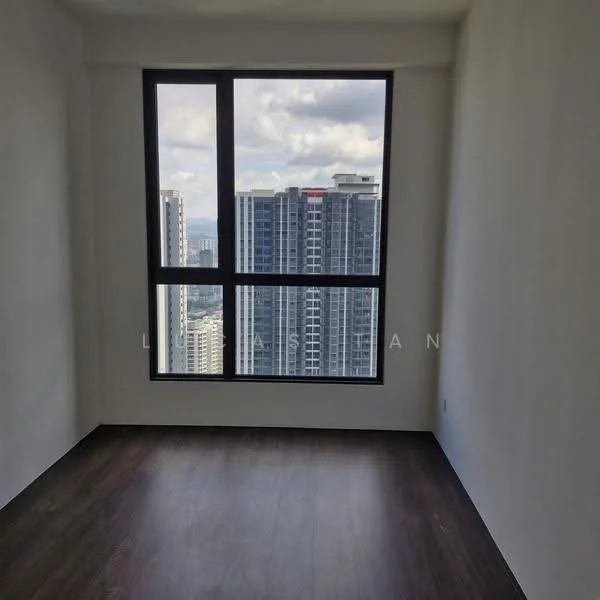 Room features: large floor-to-ceiling window, city skyline view, white painted walls, dark wood laminate flooring, no visible furniture, bright natural light; style: modern; view: city.