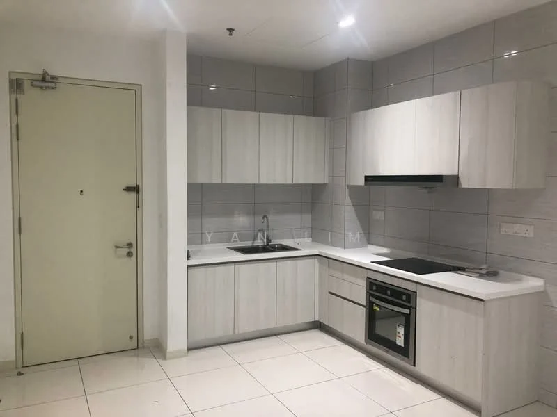 Kitchen features: white laminate cabinetry, grey tiled backsplash, stainless-steel single-bowl sink, chrome pull-down faucet, built-in oven, 4-burner gas hob, white quartz countertop, ceramic tile flooring, recessed downlights, floor-to-ceiling cabinets, sliding door, wall-mounted range hood; style: modern.