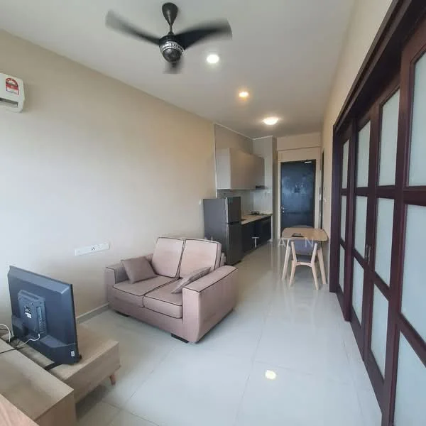 Living features: 3-seater fabric sofa in beige, wooden coffee table, wall-mounted TV, ceiling fan, recessed downlights, sliding glass door, white painted walls, glossy tile flooring, air conditioning unit, dining table with chairs, kitchenette with cabinets, stainless-steel fridge; style: modern.