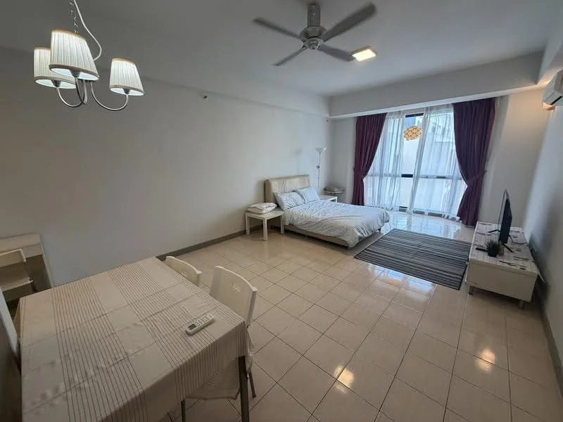 Living features: queen-size bed with upholstered headboard, 2 bedside lamps, wall-mounted TV, white painted walls, tile flooring, 5-blade ceiling fan, sliding glass door, floor-to-ceiling windows, sheer curtains, dining table with 4 chairs, area rug, recessed downlights; style: modern; view: garden.
