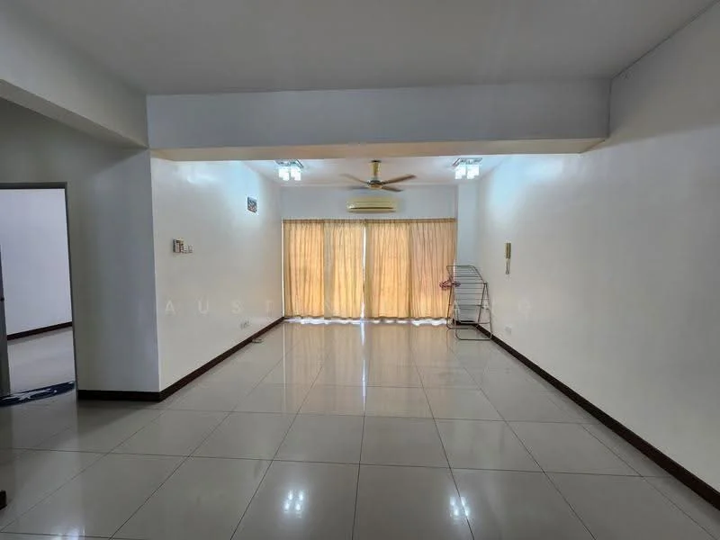 Living features: white painted walls, polished ceramic tile flooring, tray ceiling, 5-blade ceiling fan with light, floor-to-ceiling windows, sheer curtains, sliding glass door, natural light from windows, open layout, neutral color scheme; style: modern.