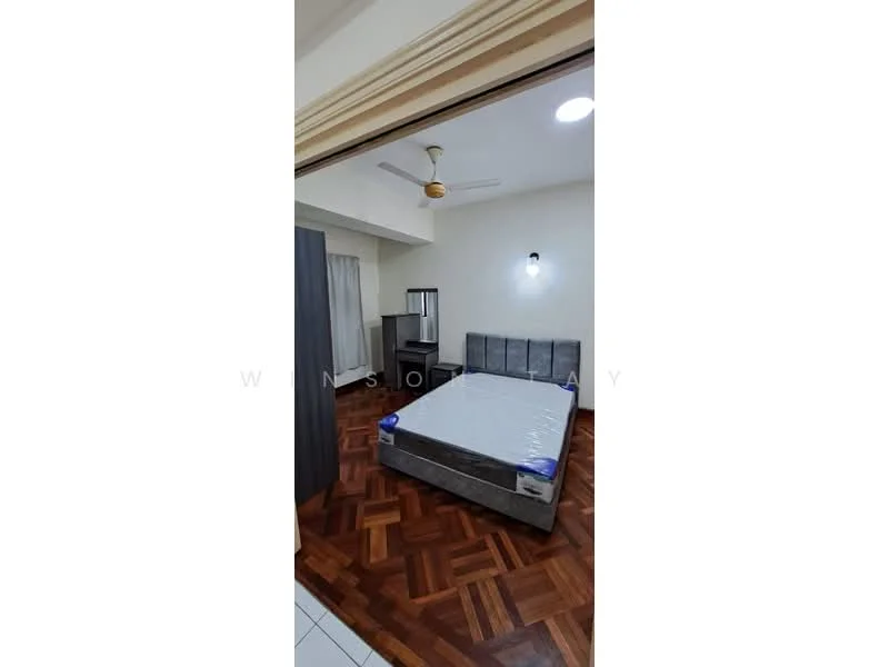 Bedroom features: queen-size bed, upholstered headboard, wooden flooring, 5-blade ceiling fan, wall-mounted light fixture, built-in wardrobe, curtains, decorative mirror; style: modern.