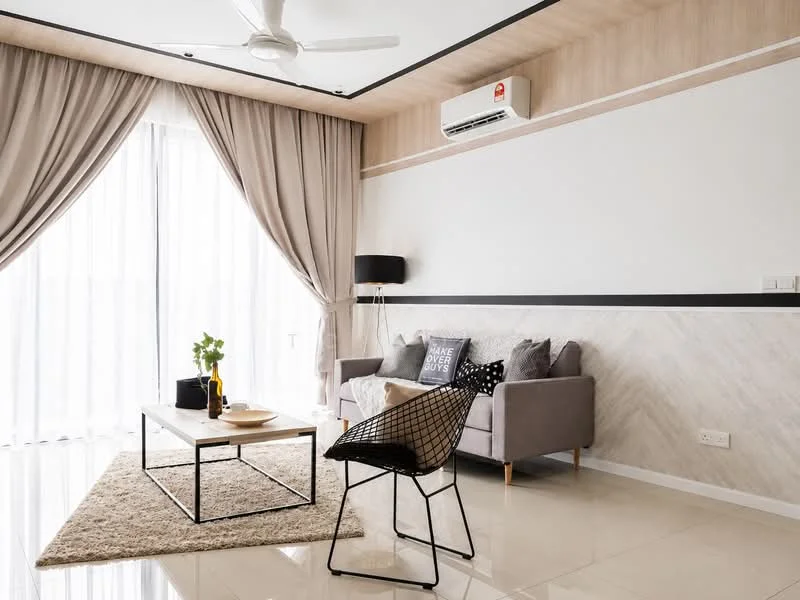 Living features: 3-seater fabric sofa in grey, coffee table, area rug with geometric pattern, floor-to-ceiling windows with sheer curtains, wall-mounted split AC, ceiling fan, decorative plant in pot, black floor lamp, wall with wood paneling, white painted walls, marble tile flooring; style: modern.