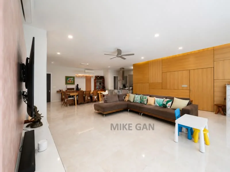 Living features: L-shape sectional sofa in brown fabric, decorative cushions in various colors, white coffee table, marble tile flooring, recessed downlights, 5-blade ceiling fan, wall-mounted TV, wooden feature wall, built-in cabinetry, dining area visible in background, open layout; style: modern.