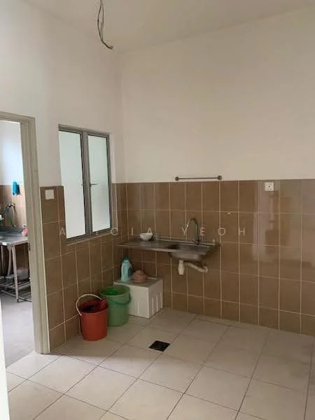 Antilla Lagoon Villas, Kota Kemuning, Shah Alam — view 2 of 5 — for Rent