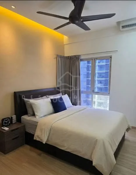 Bedroom features: queen-size bed, upholstered headboard, bedside table, table lamp, floor-to-ceiling windows, curtains, wooden flooring, 5-blade ceiling fan, wall-mounted air conditioning unit, decorative wall lighting; style: modern; view: city.