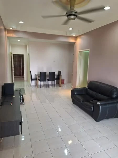 Living features: black leather sofa, 3-seater sofa, flat-screen TV on console, white tiled flooring, ceiling fan with light, recessed downlights, dining table with 6 chairs, light purple painted walls, doorway to hallway, open layout; style: modern.