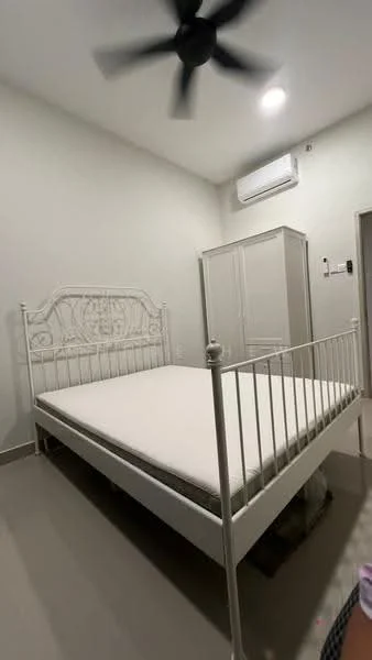 Bedroom features: white metal bed frame, mattress on bed, light grey walls, ceiling fan, wall-mounted air conditioning unit, built-in wardrobe with sliding doors, grey floor tiles, recessed lighting; style: modern.