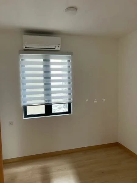 Room features: white painted walls, wooden flooring, 1 wall-mounted split AC, roller blinds, single window.