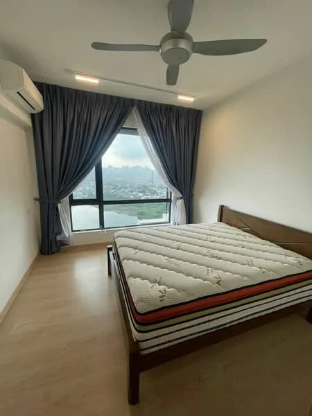 Bedroom features: queen-size bed, wood bed frame, floor-to-ceiling window, city view, grey curtains, light wood flooring, 1 wall-mounted split AC, 5-blade ceiling fan with light, white painted walls, decorative ceiling light; style: modern; view: city.