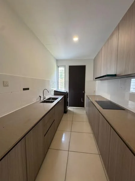 Kitchen features: laminate cabinetry in light wood finish, grey quartz countertop, single-bowl stainless-steel sink, chrome pull-down faucet, built-in induction cooktop, white tiled backsplash, floor-to-ceiling windows, white painted walls, recessed downlights, ceramic tile flooring; style: modern.