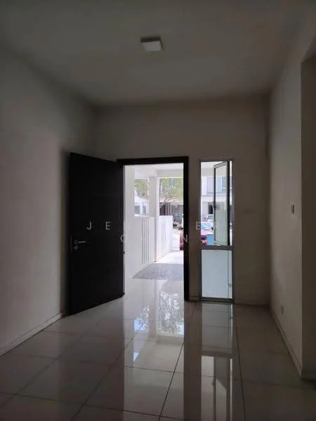 Arahsia Residences Tropicana Aman, Bandar Tropicana Aman, Telok Panglima Garang — view 2 of 5 — for Rent