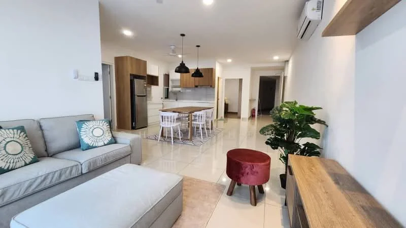 Living features: 3-seater fabric sofa in light grey, 2 decorative cushions with floral pattern, coffee table with wooden top, area rug in beige, wall-mounted TV console in wood, potted houseplant, recessed downlights, air conditioning unit on wall; style: modern. Kitchen features: kitchen island with wooden cabinetry, 4 white dining chairs, stainless-steel fridge, built-in oven, freestanding range oven, white tiled backsplash, pendant lighting above island, ceramic tile flooring; style: modern.