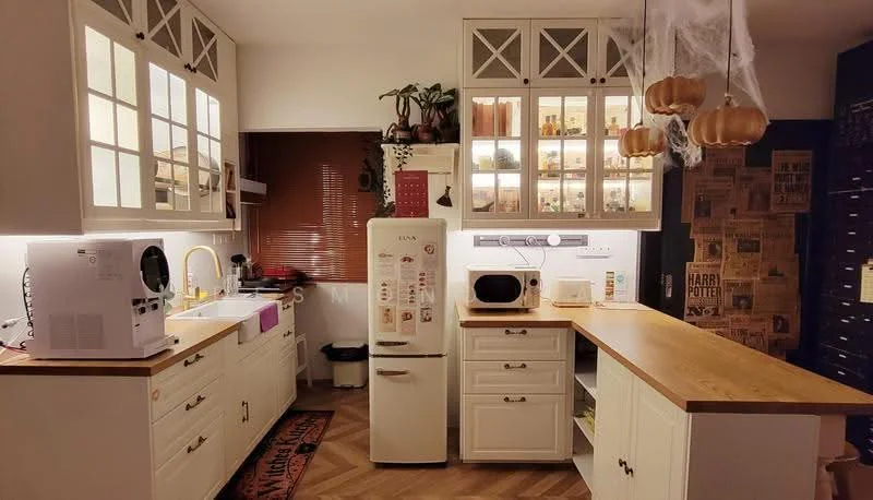 Kitchen features: white shaker cabinets, wood countertop, stainless-steel fridge, built-in microwave, ceramic sink, chrome pull-down faucet, open shelving, decorative wall with newspaper clippings, pendant lighting, wooden flooring, window with blinds, area rug with geometric pattern; style: modern.