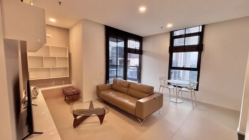 Living features: 3-seater leather sofa in beige, glass coffee table, TV console, wall-mounted TV, floor-to-ceiling windows, blackout curtains, light-colored tiled flooring, decorative wall shelving, dining table for two, metal dining chairs; style: modern; view: city.