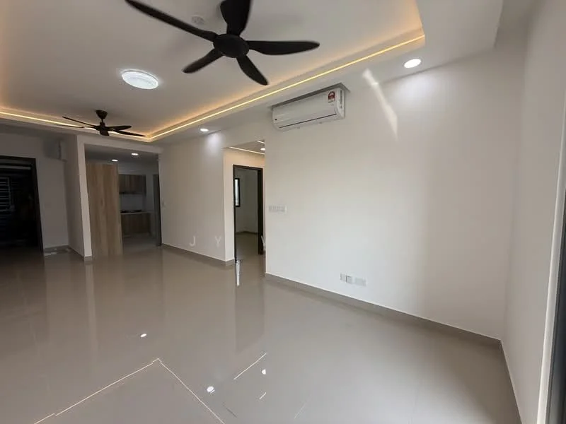 Living features: white painted walls, polished ceramic tile flooring, recessed downlights, 2 ceiling fans, 1 wall-mounted split AC, neutral color scheme, open layout, large windows for natural light; style: modern.