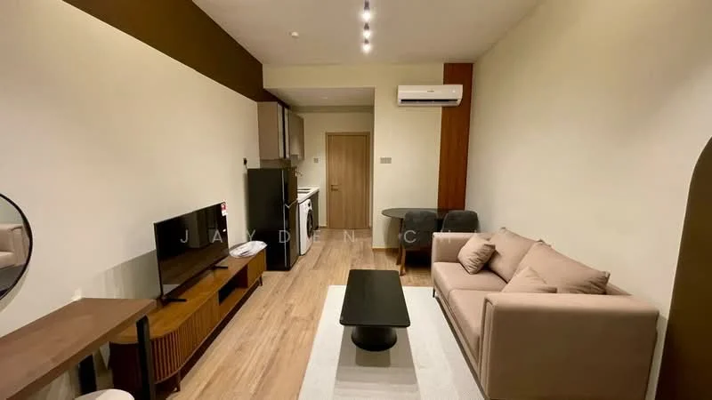 Living features: light beige fabric sofa, black coffee table, wall-mounted TV, TV console with storage, wooden flooring, 1 wall-mounted split AC, recessed downlights, cream painted walls, dining table with 2 chairs, kitchenette with built-in cabinets, stainless-steel fridge, freestanding oven, kitchen countertop; style: modern.