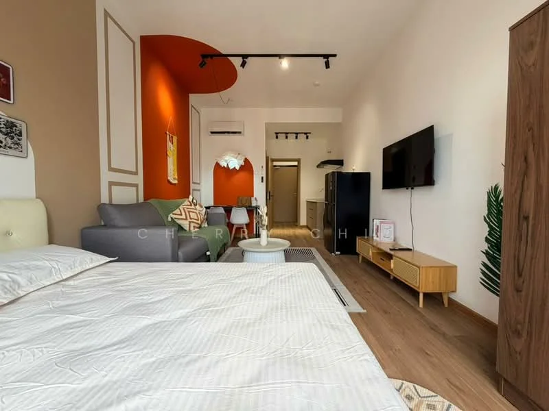 Living features: queen-size bed with white bedding, grey fabric sofa, coffee table, wall-mounted TV, wooden TV console, recessed lighting, wooden flooring, decorative wall with orange accent, framed artwork, floor-to-ceiling windows, air conditioning unit, green plant in pot; style: modern.