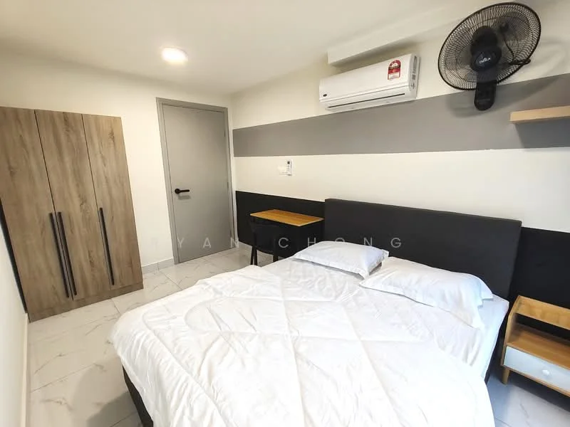 Bedroom features: queen-size bed with white bedding, wooden wardrobe with two doors, wall-mounted air conditioning unit, grey accent wall, white painted walls, recessed ceiling lights, nightstand with drawer, marble tile flooring, ceiling fan; style: modern.