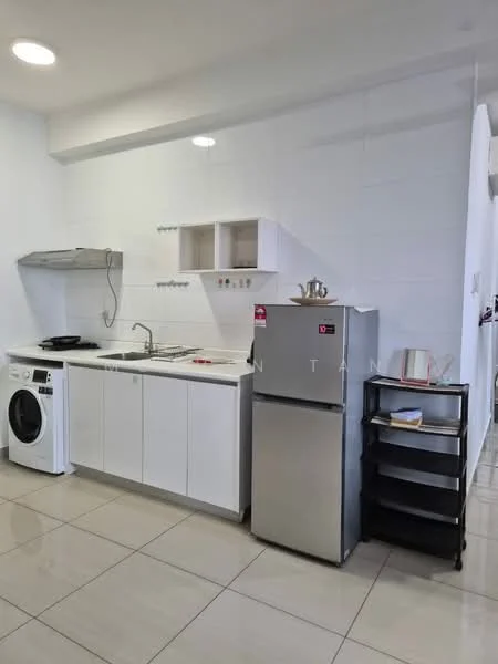 Kitchen features: white cabinetry, stainless-steel fridge, single-bowl stainless-steel sink, chrome pull-down faucet, ceramic tile backsplash, built-in oven, 4-burner gas hob, washing machine, countertop with storage, tile flooring, recessed downlights; style: modern.