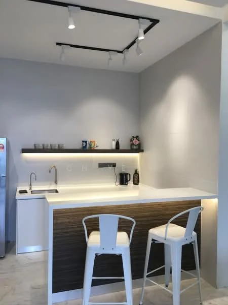Kitchen features: white quartz countertop, wood paneling on the bar, stainless-steel sink, chrome pull-down faucet, recessed LED downlights, open shelving, bar stools in white metal, grey painted walls, built-in cabinetry, kitchen appliances visible; style: modern.