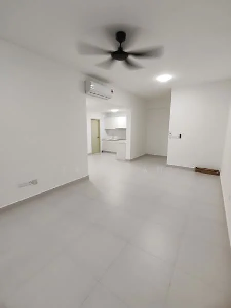Living features: light grey tiled flooring, white painted walls, 5-blade ceiling fan, wall-mounted split AC, recessed LED downlights, open layout to kitchen, no visible furniture, neutral decor; style: modern.