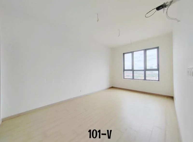 Room features: white painted walls, laminate flooring, large windows, natural light, ceiling with exposed wiring.