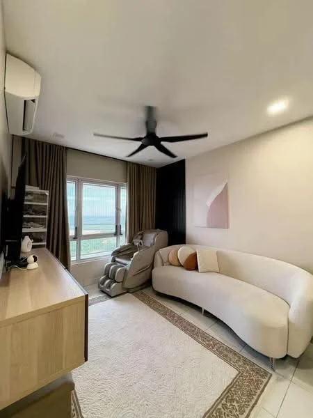 Living features: curved white fabric sofa, recliner chair, wooden TV console, wall-mounted TV, 5-blade ceiling fan, large window with blinds, cream area rug, decorative wall art, neutral wall colour, air conditioning unit; style: modern; view: city.