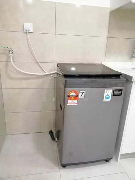 Laundry features: top-load washing machine in grey, black lid, water inlet hose, drain hose, tile backsplash, light grey tiled flooring, white countertop, neutral wall tiles; style: modern.