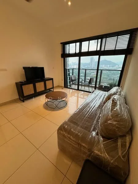 Living features: floor-to-ceiling windows, city view, 3-seater sofa wrapped in plastic, coffee table, TV console, wall-mounted TV, ceramic tile flooring, recessed downlights, roller blinds; style: modern.