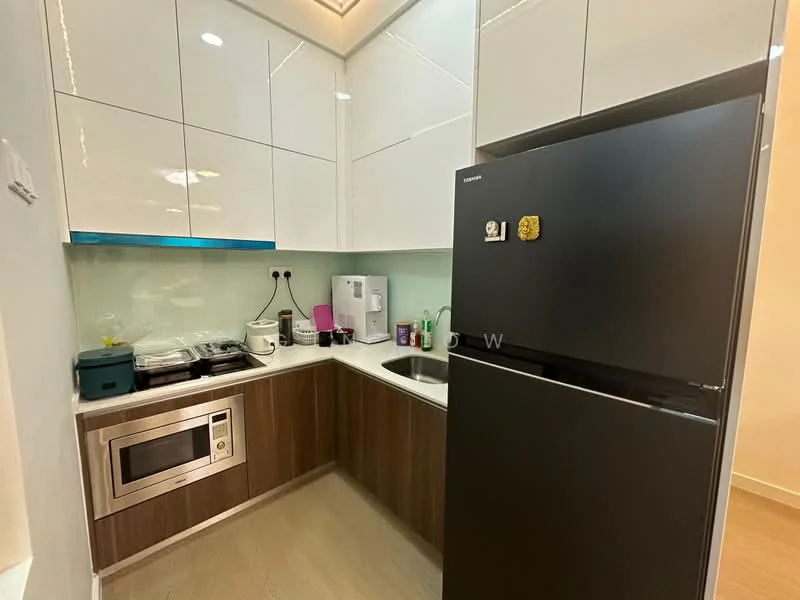 Kitchen features: white high-gloss cabinetry, wooden lower cabinets, marble countertop, single-bowl stainless-steel sink, chrome pull-down faucet, built-in microwave, freestanding black fridge, electric stove, kitchen utensils on countertop, glass backsplash, recessed ceiling lights, light-colored flooring; style: modern.