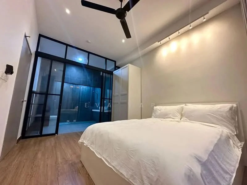 Bedroom features: queen-size bed with white bedding, wooden flooring, white painted walls, ceiling fan, built-in wardrobe, track lighting, floor-to-ceiling glass door, curtain rod with no curtains, access to bathroom area; style: modern.