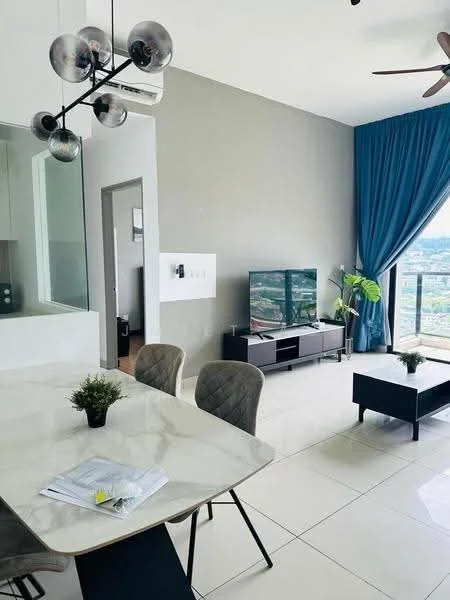 Living features: floor-to-ceiling windows, grey painted walls, white ceiling, 5-blade ceiling fan, recessed downlights, light grey sofa, black coffee table, TV console, wall-mounted TV, decorative plant, area rug, dining table with marble top, upholstered dining chairs; style: modern; view: city.