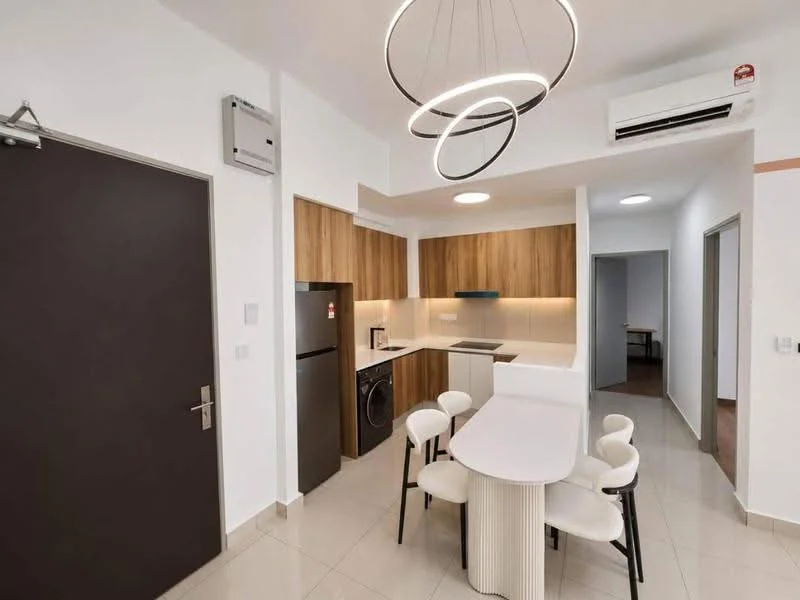Kitchen features: white painted walls, cream tiled flooring, wood cabinetry, stainless-steel fridge, built-in oven, 4-burner gas hob, single-bowl stainless-steel sink, chrome pull-down faucet, washer/dryer combo, round dining table, 4 upholstered dining chairs, recessed LED downlights, 1 wall-mounted split AC; style: modern.