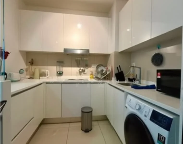 Kitchen features: white flat-panel cabinets, stainless-steel sink, chrome pull-down faucet, white countertop, built-in oven, microwave, blender, washing machine, recessed downlights, tile flooring, kitchen waste bin, glass splashback; style: modern.