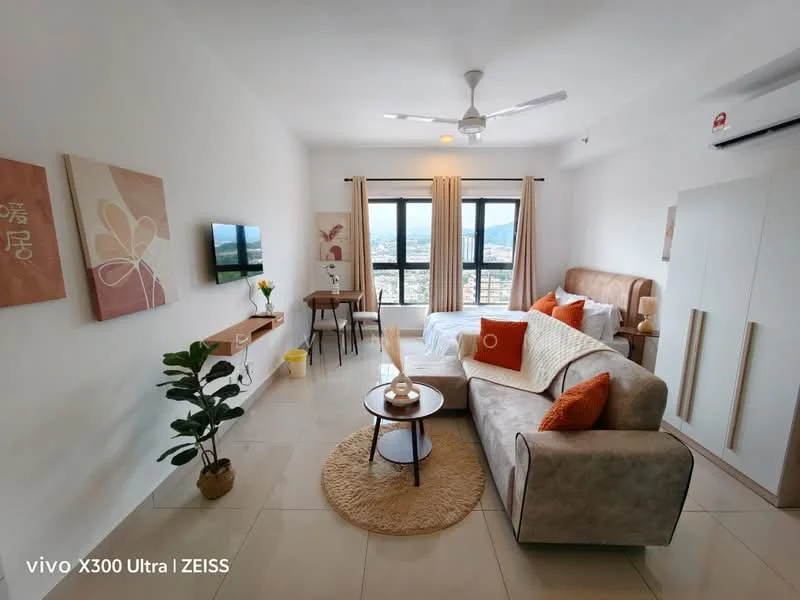Living features: 3-seater fabric sofa in beige, coffee table, wall-mounted TV, area rug with geometric pattern, floor-to-ceiling windows, sheer curtains, ceiling fan, decorative pillows, framed artwork, wooden side table, bed with white bedding, built-in wardrobe with sliding doors, wall-mounted air conditioning unit; style: modern; view: city.
