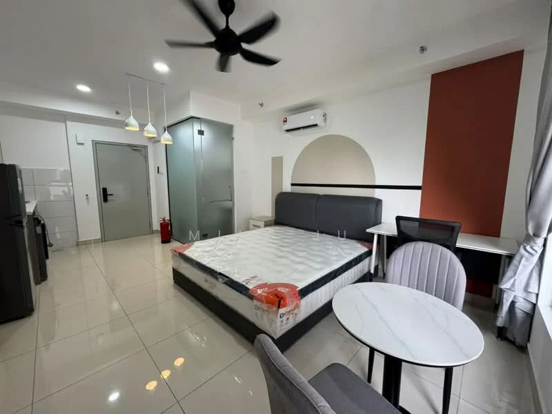 Room features: queen-size bed, upholstered headboard, white walls, grey accent wall, recessed downlights, 5-blade ceiling fan, glass sliding door, white ceramic tile flooring, dining table with round marble top, grey upholstered dining chairs, built-in wardrobe, fridge, desk with chair, fire extinguisher; style: modern.