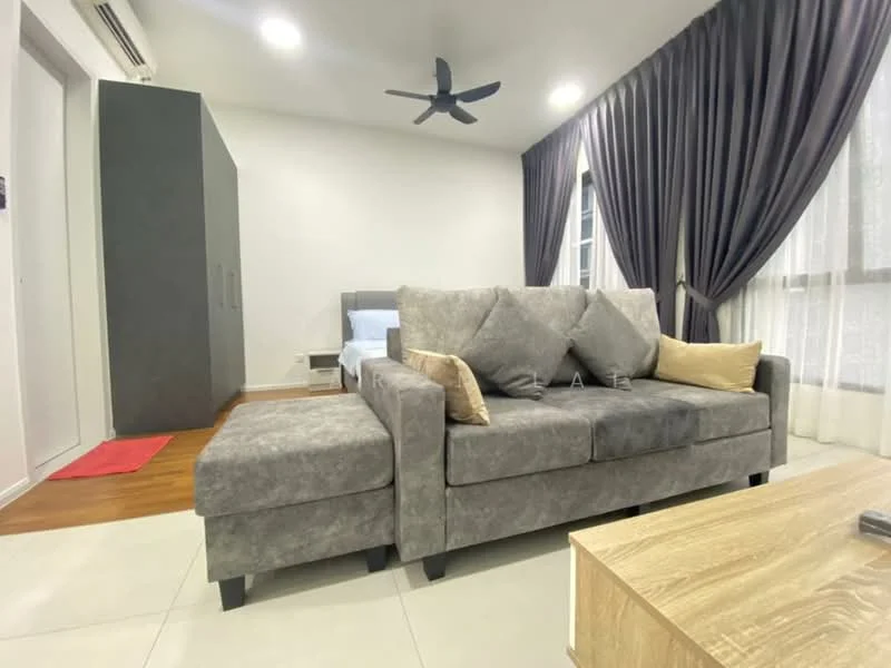 Living features: 3-seater fabric sofa in grey, decorative cushions, wooden coffee table, ceiling fan, curtains in dark grey, laminate flooring, white walls, floor-to-ceiling windows, light-colored bedding visible in background, built-in wardrobe in light grey; style: modern.