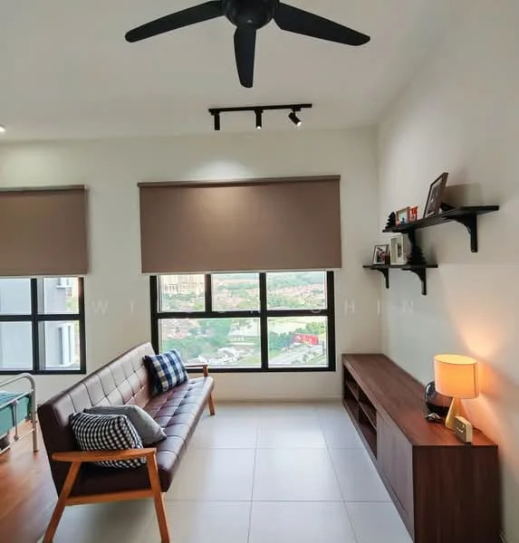 Living features: 3-seater leather sofa in brown, decorative throw pillows, wooden coffee table, TV console in wood, wall-mounted shelves, floor-to-ceiling windows, roller blinds, ceiling fan with light, LED track lighting, neutral painted walls, tile flooring, decorative lamp; style: modern; view: city.