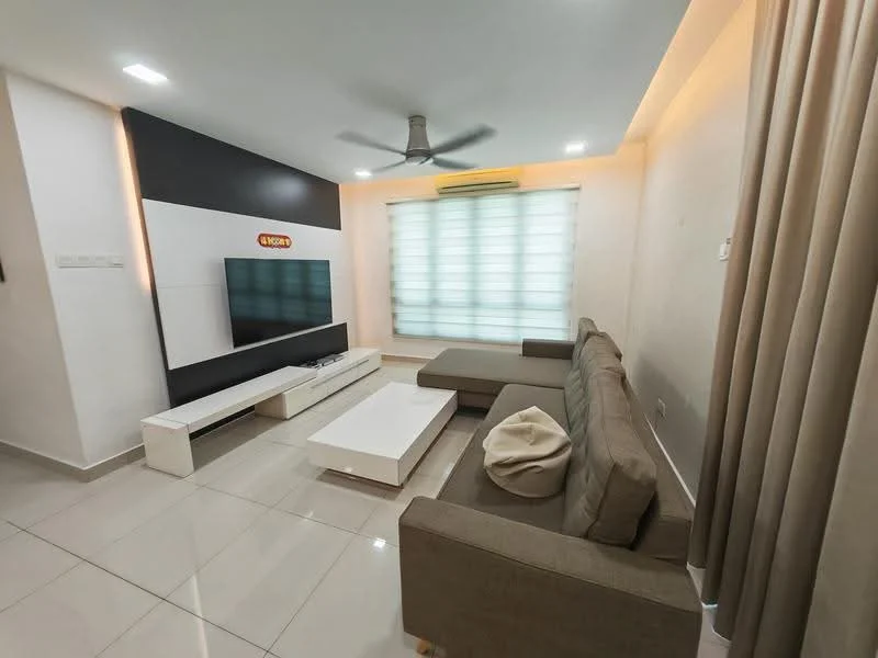 Living features: 3-seater fabric sofa in beige, L-shape sectional sofa, white coffee table, wall-mounted TV, TV console in white, floor-to-ceiling windows with sheer curtains, ceiling fan, recessed LED downlights, cream painted walls, glossy tile flooring; style: modern.