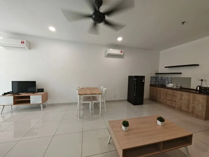 Living features: white painted walls, polished ceramic tile flooring, 5-blade ceiling fan with light, wall-mounted TV, TV console in white, dining table for 4, white dining chairs, black refrigerator, wood cabinetry, kitchen countertop, backsplash with tile pattern, open shelving; style: modern.