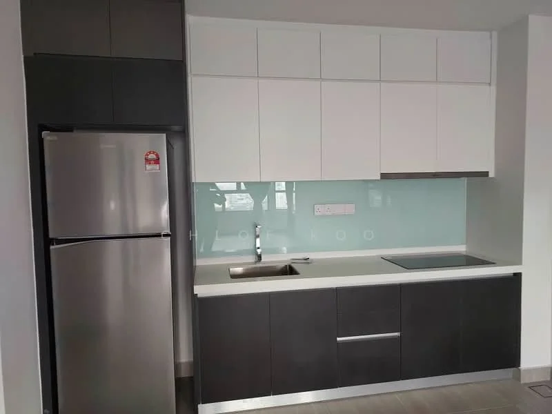 Kitchen features: stainless-steel fridge, single-bowl stainless-steel sink, chrome pull-down faucet, white upper cabinets, black lower cabinets, glass backsplash, built-in cooktop, countertop with integrated sink, tile flooring, recessed downlights; style: modern.