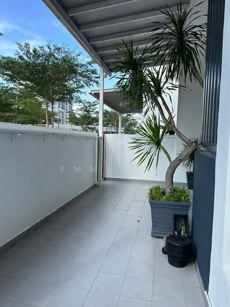 Room features: grey tiled flooring, white walls, overhead roof with beams, potted palm tree, planter box with greenery, fenced wall, outdoor space, natural light from the sky; style: modern; view: garden.