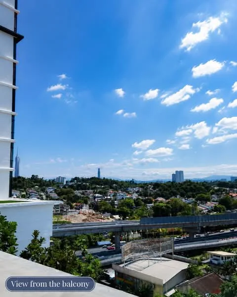 Room view: city.