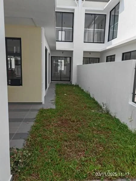 Avela, Telok Panglima Garang — view 2 of 5 — for Rent