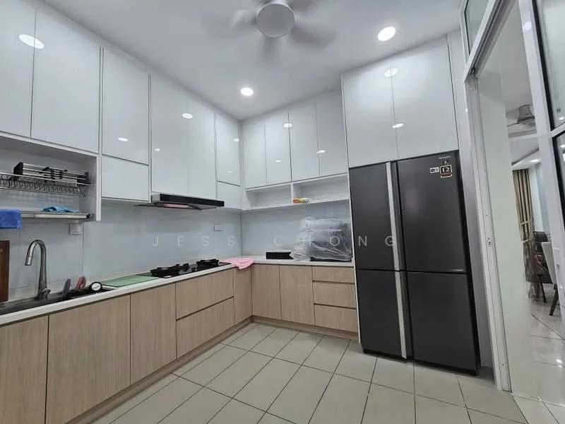 Kitchen features: white high-gloss cabinetry, wooden lower cabinets, black double-door fridge, built-in oven, 4-burner gas hob, single-bowl stainless-steel sink, chrome pull-down faucet, light grey tiled backsplash, ceiling fan, light grey floor tiles, open shelving, countertop space; style: modern.
