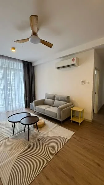 Living features: 3-seater fabric sofa in grey, 2 round coffee tables in black, area rug with geometric pattern, floor-to-ceiling windows, curtains in grey, wall-mounted split AC, wooden flooring, ceiling fan with wooden blades, light fixture in ceiling; style: modern.