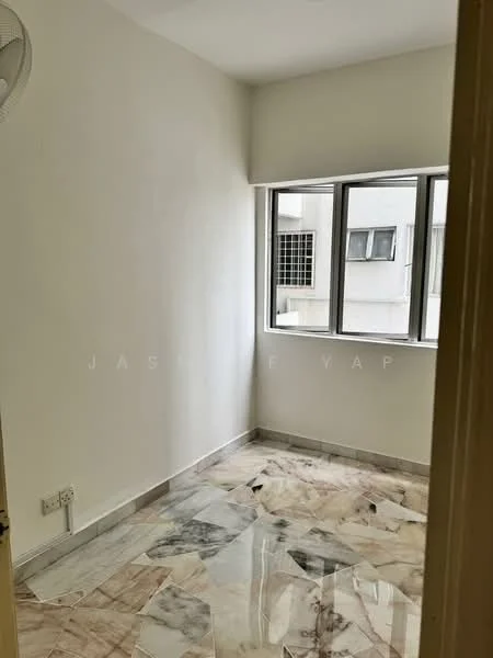 Room features: white painted walls, marble flooring with beige and grey veining, floor-to-ceiling windows, window with grid pattern, ceiling fan; style: modern.