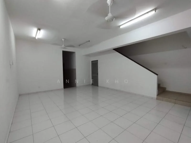 Ayu Prima, Alam Nusantara, Setia Alam — view 2 of 5 — for Rent
