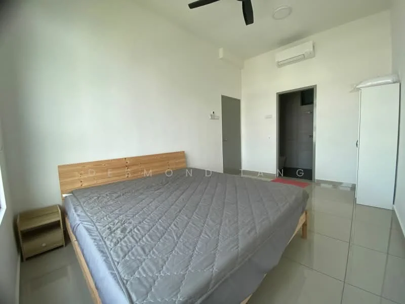 Bedroom features: queen-size bed, grey bedspread, white painted walls, sliding mirror wardrobe, wall-mounted split AC, ceiling fan, tile flooring, window with natural light; style: minimalist.